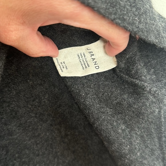 J BRAND 100% Cashmere Sweater Sz S - Picture 4 of 10